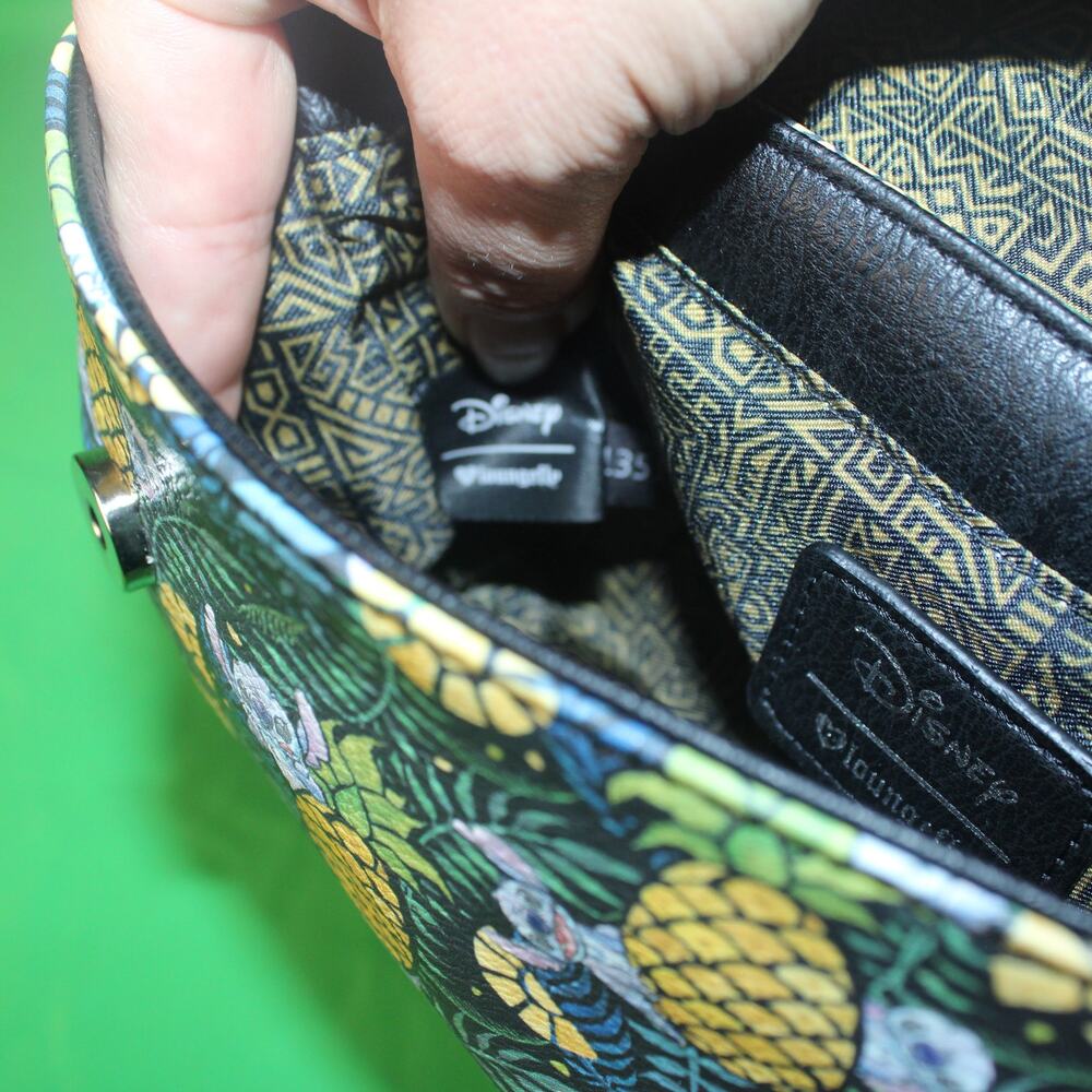 Loungefly Stitch Pineapples Fanny Pack – OG Heart Logo – NWT - Picture 7 of 13